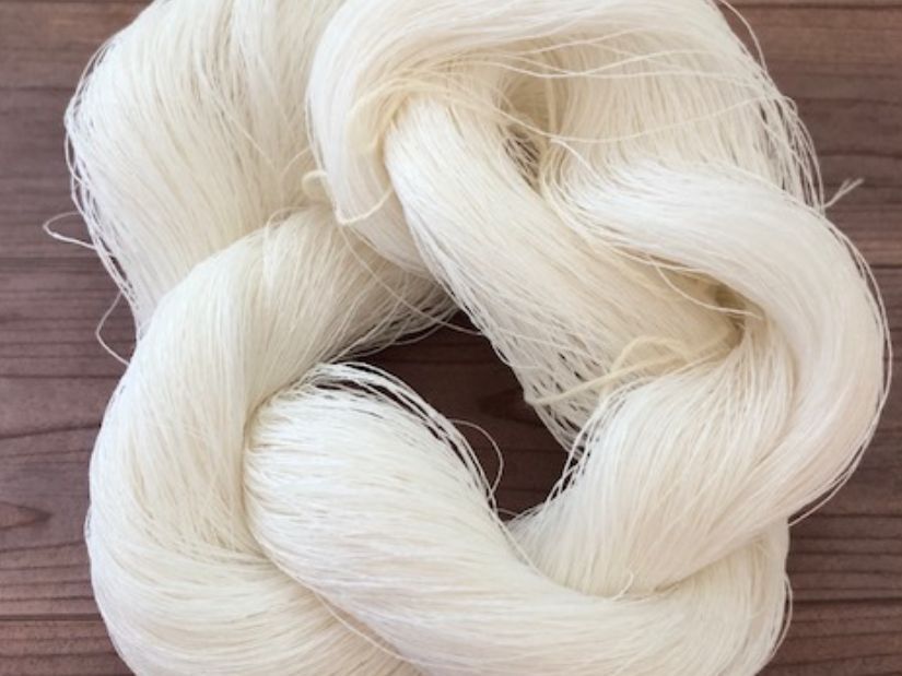 Item# A-1  Silk 100% 95denier   color:白  ¥2000 €18.00