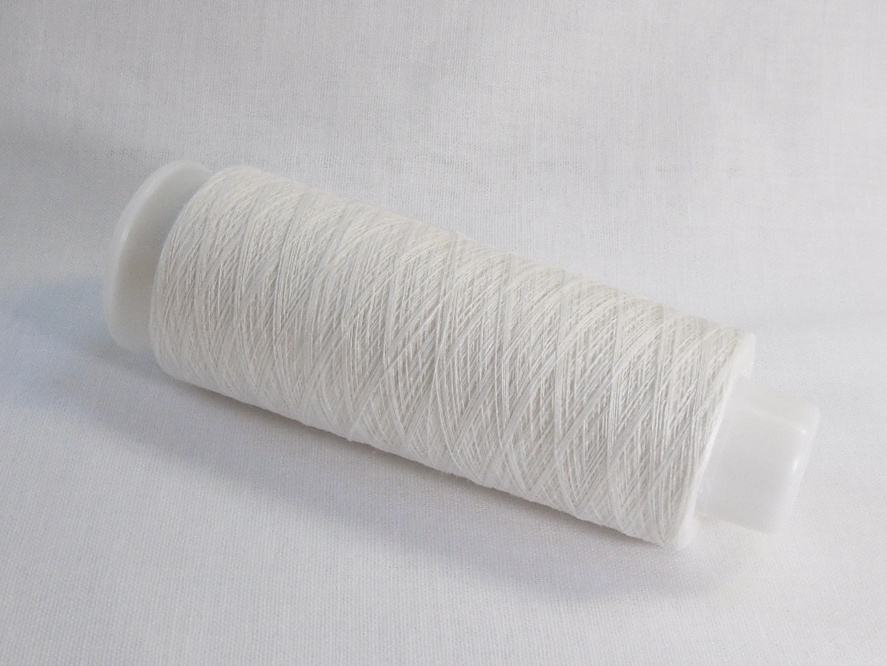 Item# A-1  Silk 100% 95denier   color:白  ¥2000 €18.00